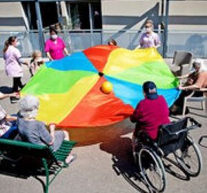 Maltraitance des résidents dans les Ehpad : réalité ou sensationnalisme ?