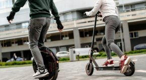 Ces trottinettes qui envahissent les trottoirs de nos villes et les routes de nos campagnes